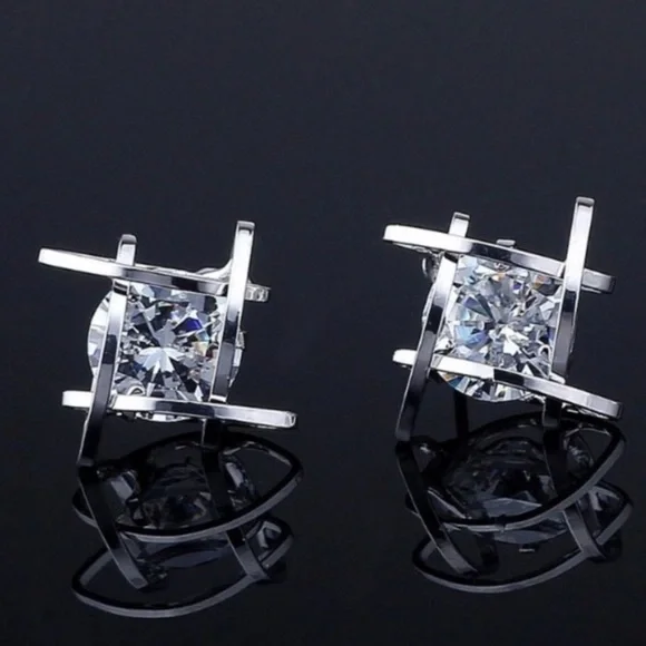 New Silver 3D Cage Diamond Stud Earrings